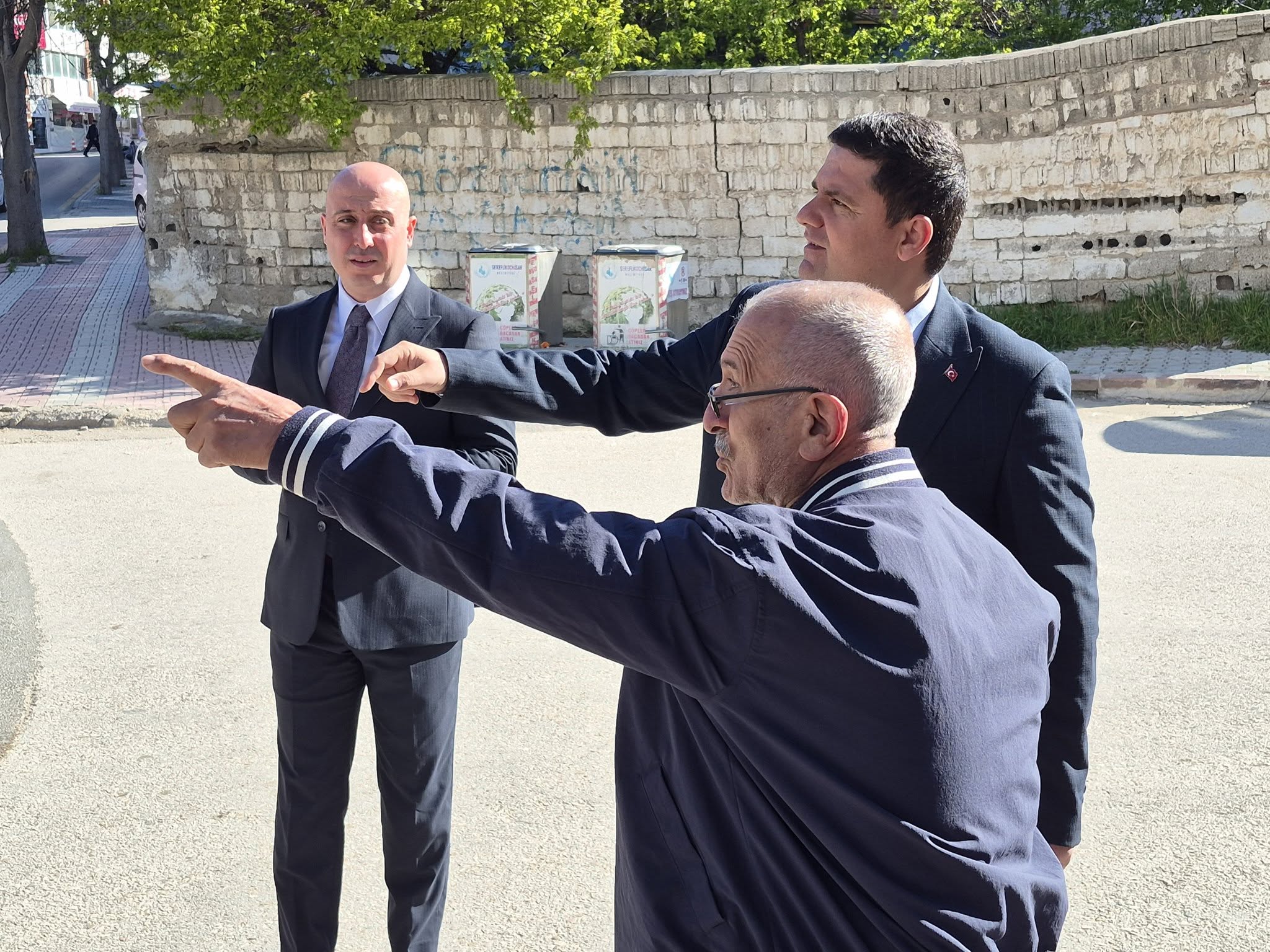 Başkanımız Mustafa Koçak kıymetli esnaflarımızı ziyaret ederek hayırlı ve bereketli kazançlar diledi