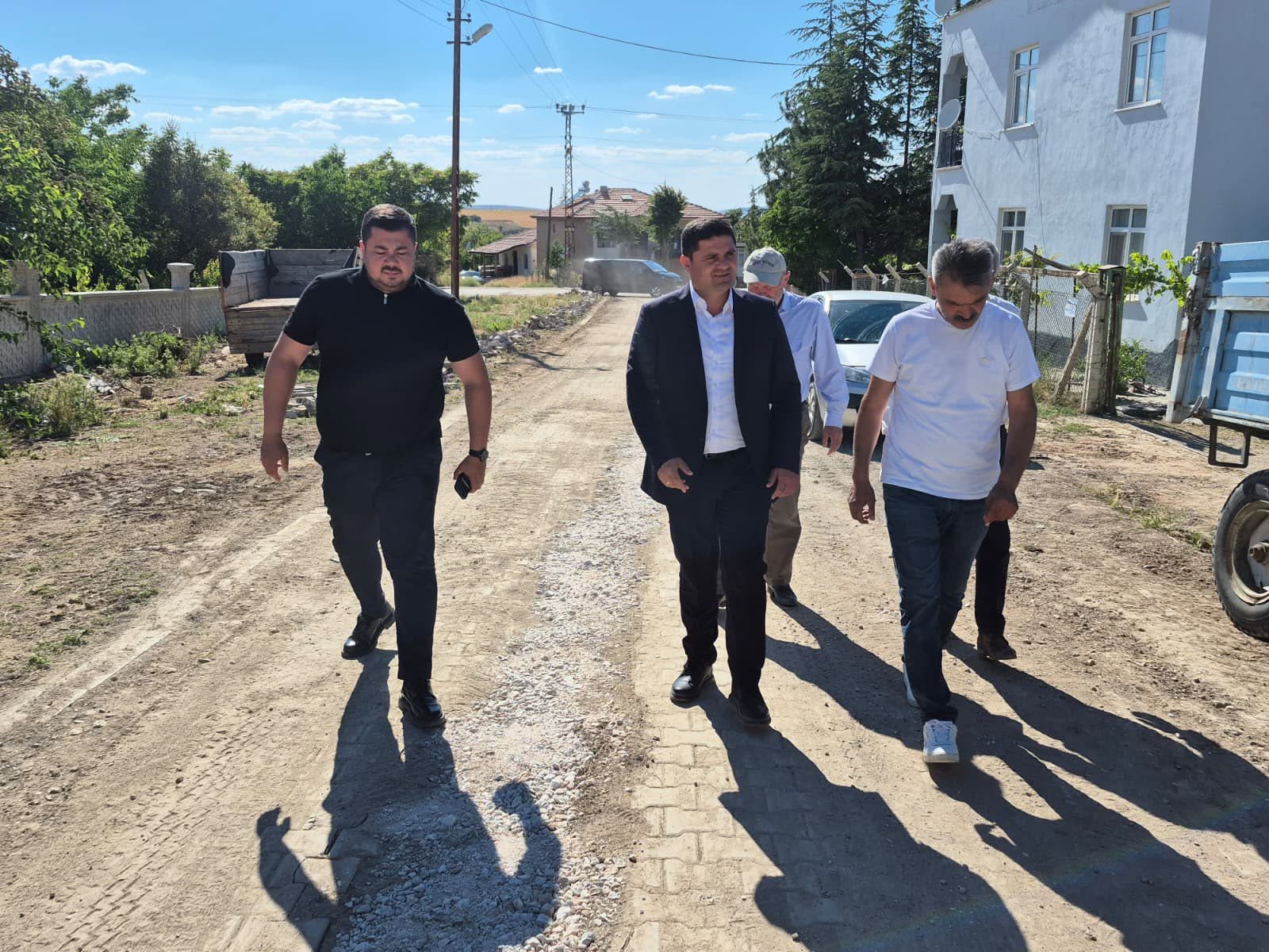 Belediye olma özelliğini yitiren Kacarlı Mahallesindeyiz