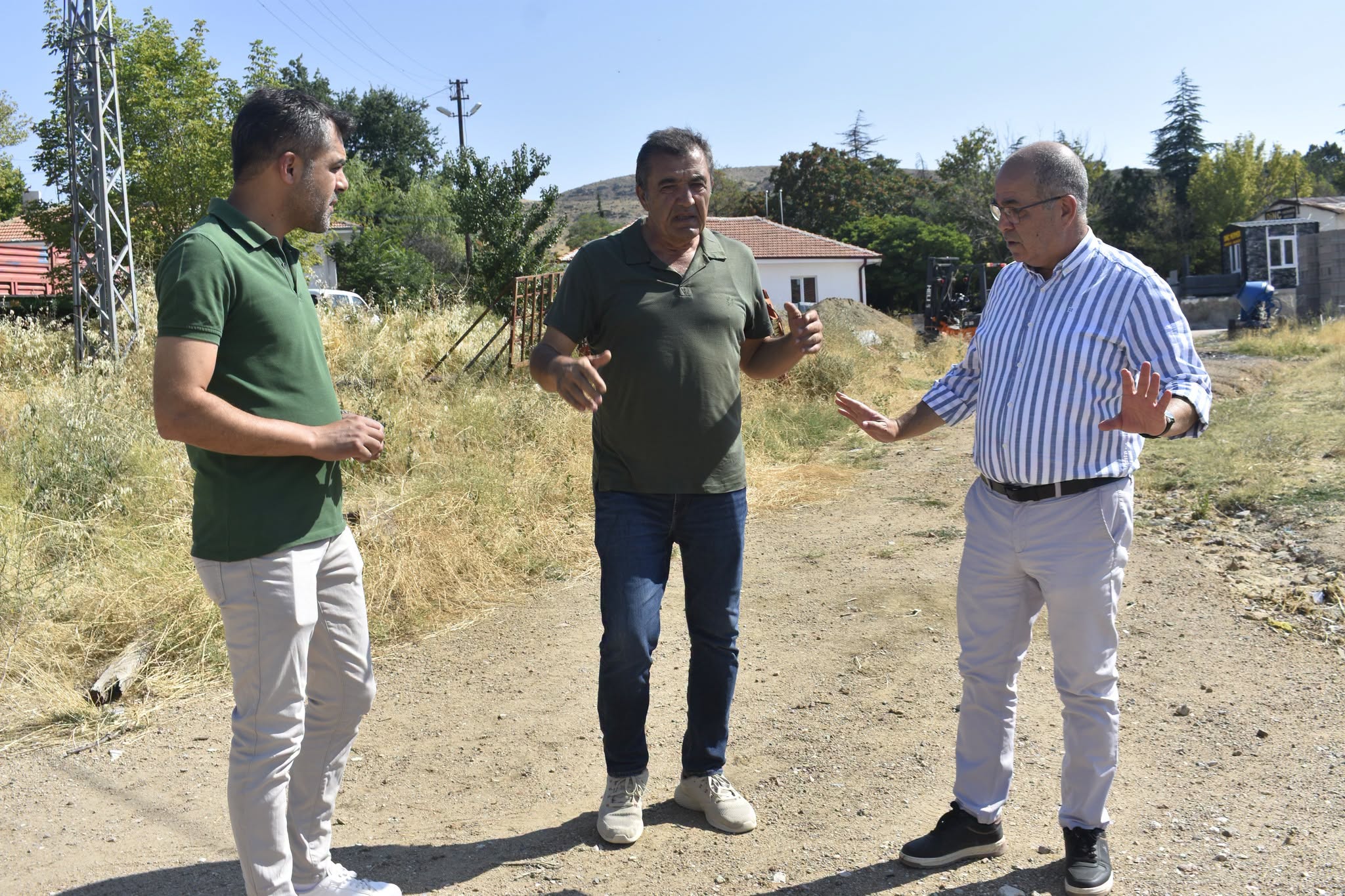 Gasilhane ve Taziye Evi Projesi kapsamında saha incelemeleri gerçekleştirildi