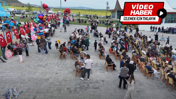 Gençlik Şenliğimizde gençlerimiz ve vatandaşlarımızla bir araya gelmenin mutluluğunu yaşadık