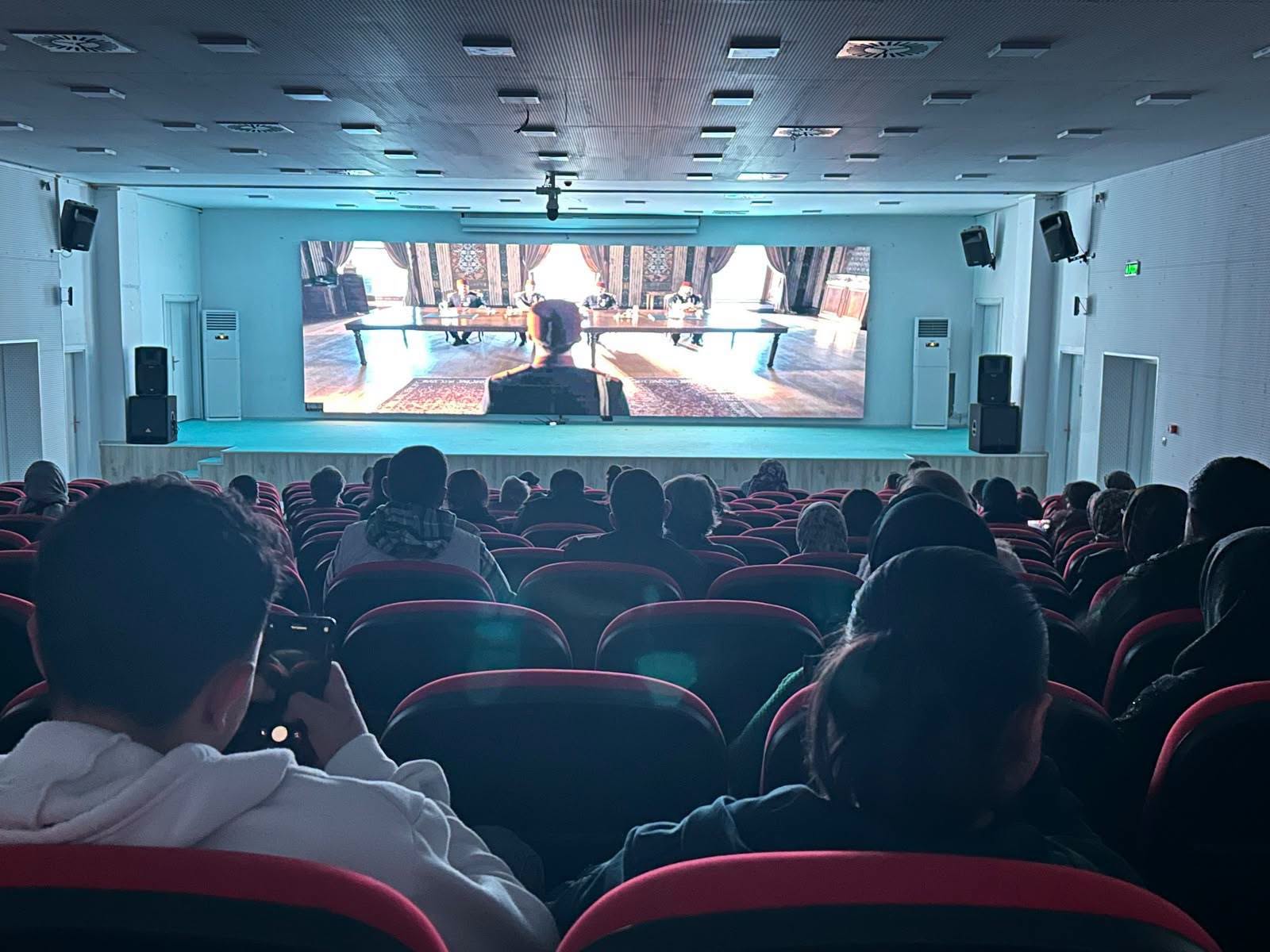 Hemşehrilerimizle birlikte Atatürk 1 sinema filminde bir araya geldik