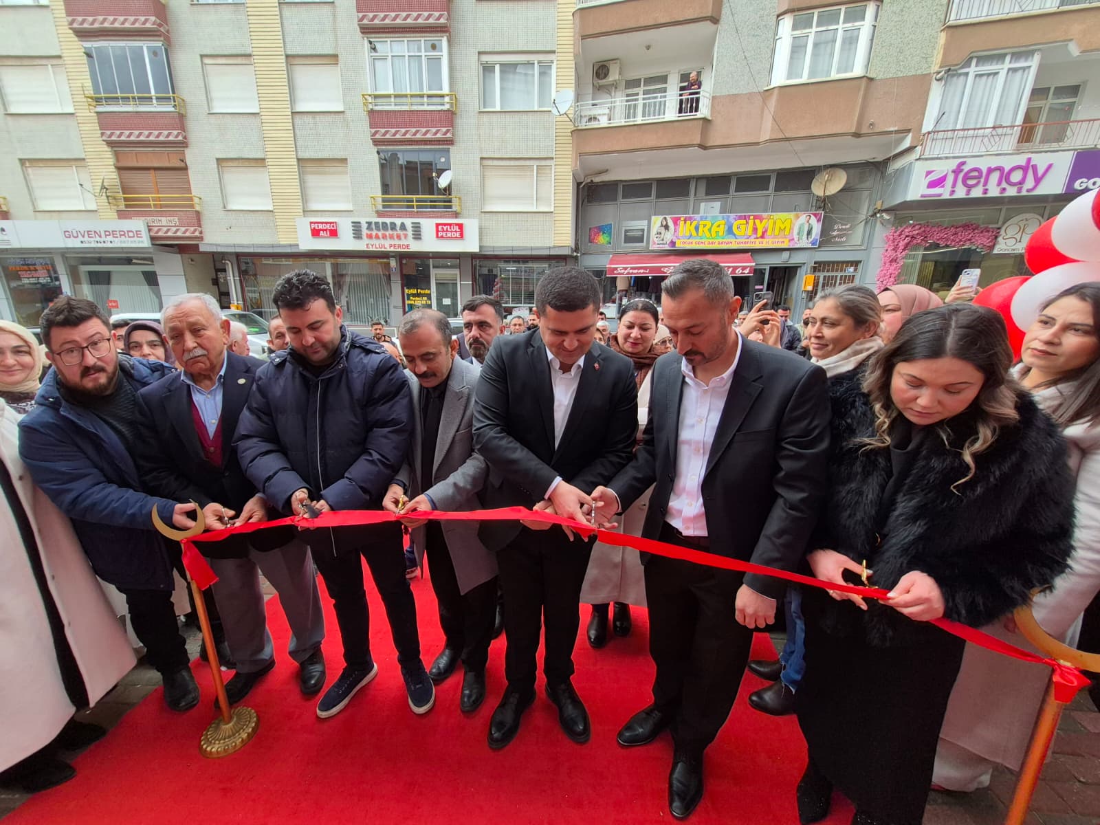 Kızl Beyaz Eşya isimli Mağazanın açılışına katıldık