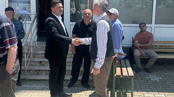 Cumhuriyet Mahallemizde Cuma namazı sonrası hemşehrilerimizle bir araya geldik