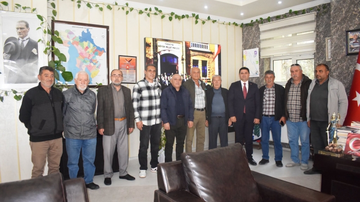 Emek Mahallesi Muhtarı Tayyar Altuğ ve mahalle sakinlerinden ziyaret