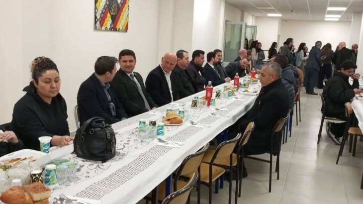 İmam Hatip Lisesi Fen ve Sosyal Bilimler Proje Okulu pansiyonunda düzenlenen iftar programına katıldık