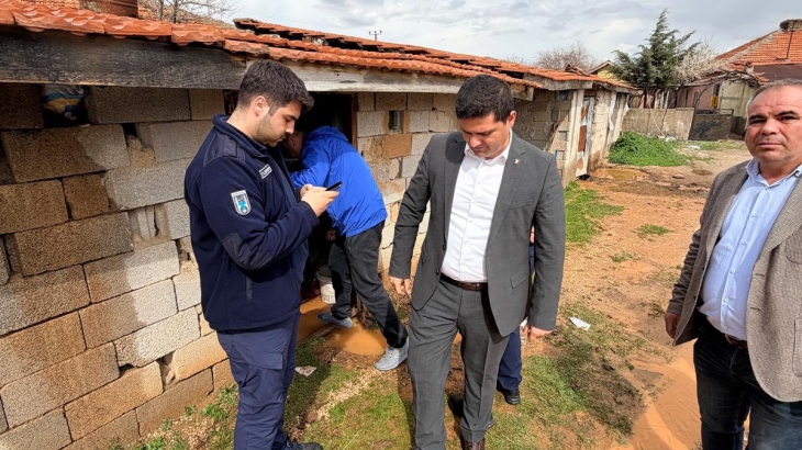 Mustafacık Mahallesinde su baskınına maruz kalan vatandaşlarımızı ziyaret ettik