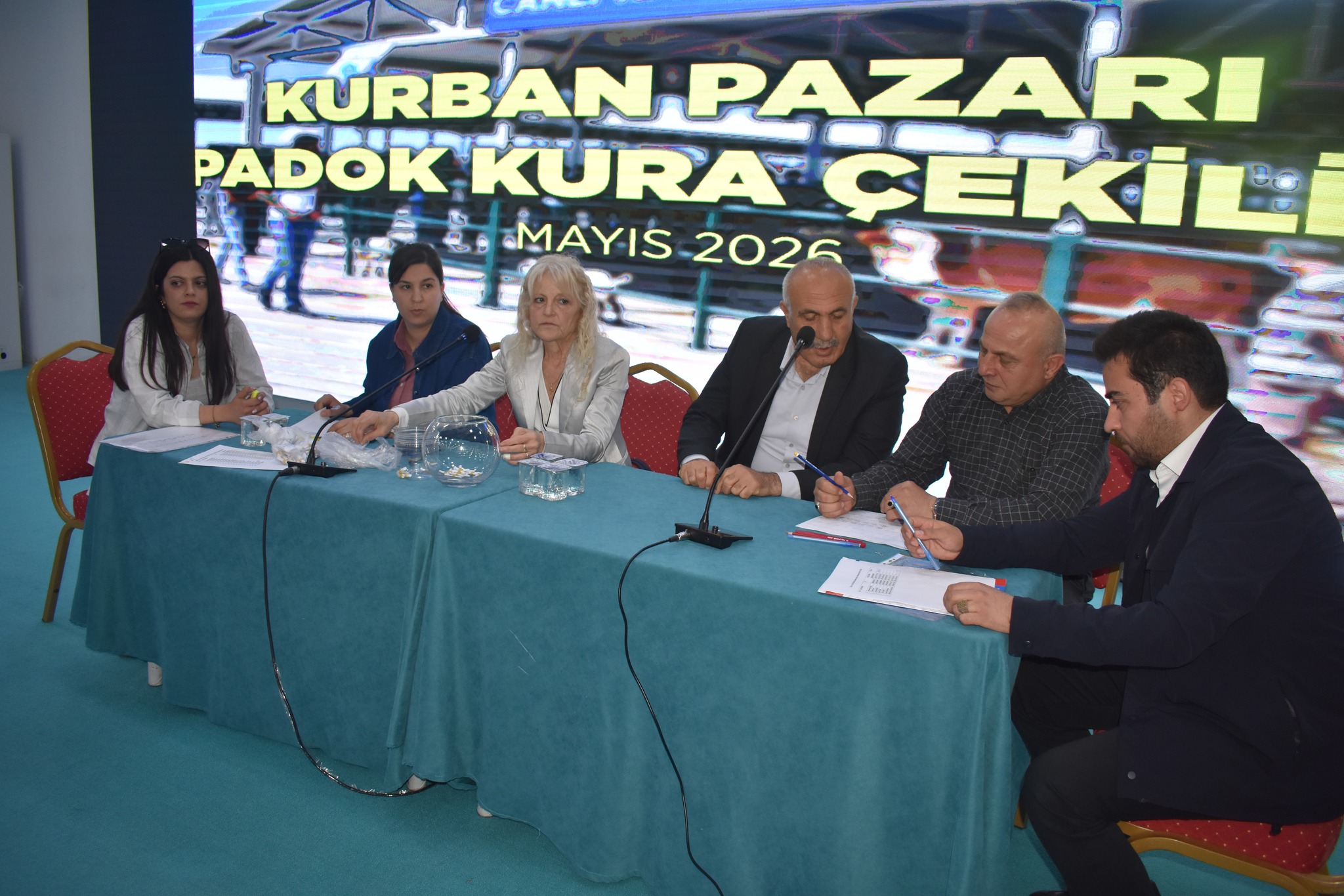 Noter huzurunda padok kura çekimleri gerçekleştirildi
