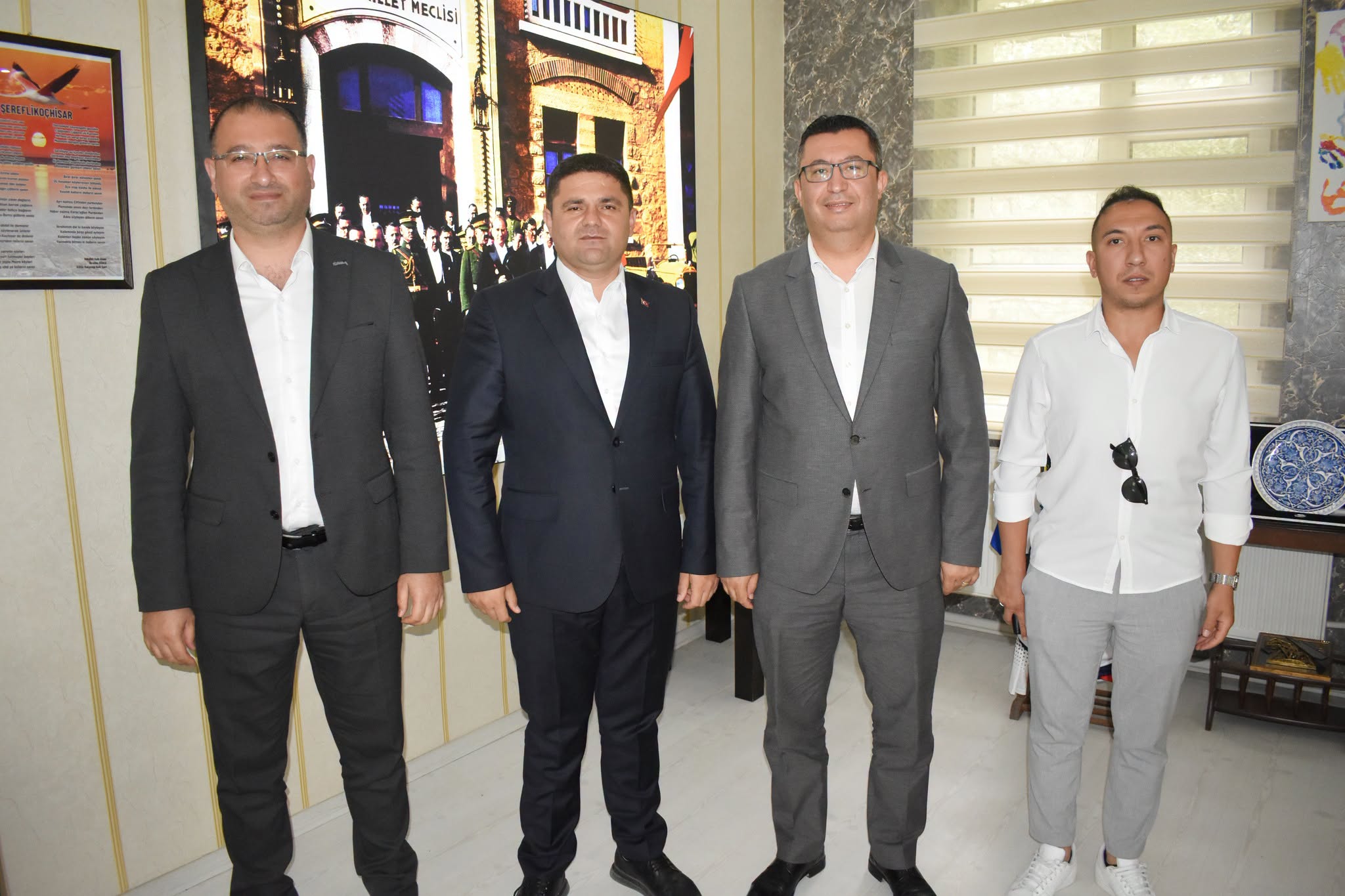 Tapu Müdürü Kayhan Ümit Kutlucan'dan iade-i ziyaret 