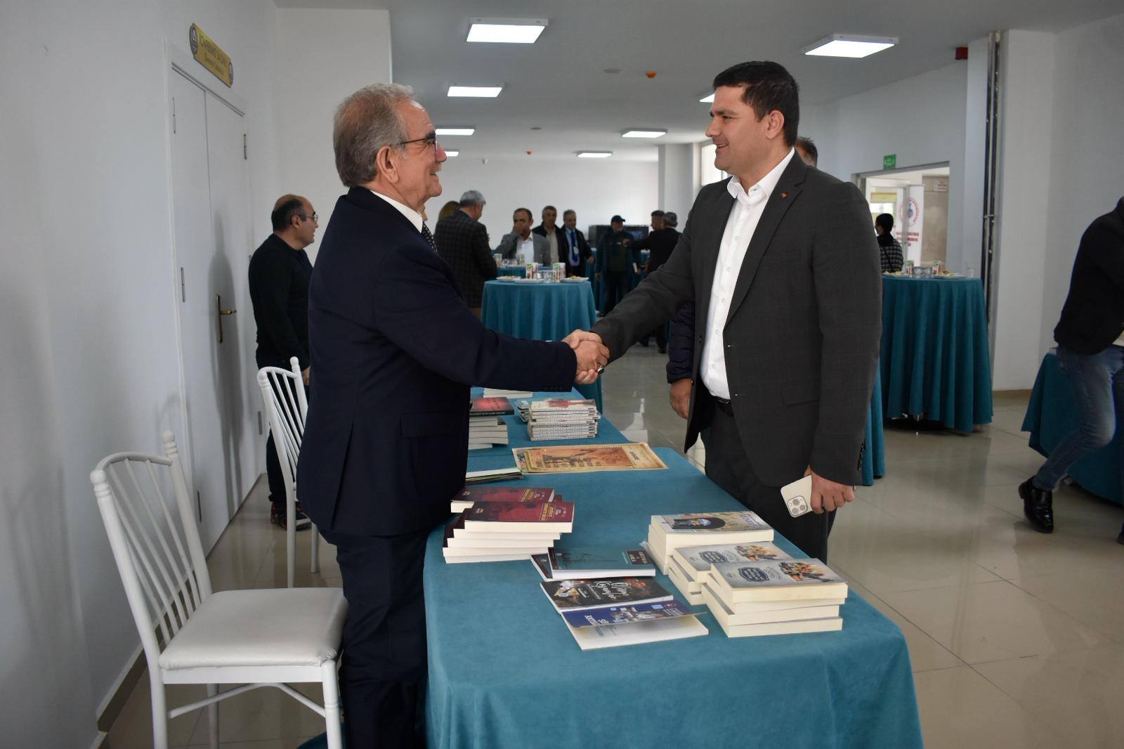 Tuz Gölü’nden Şair Sesleri, Yazarlarla Buluşma ve İmza Günü etkinliğine katıldık